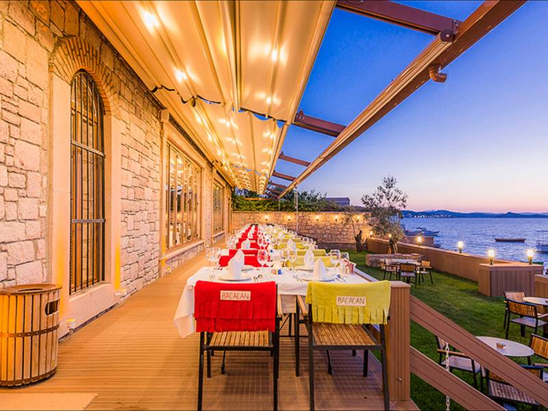 Terasse |  Barisbil, Babacan Hotel / Chamleon