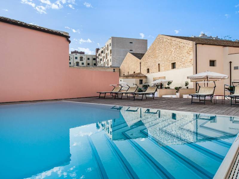 Hotel Mahara |  Antonio Pistillo, Hotel Mahara / Chamleon