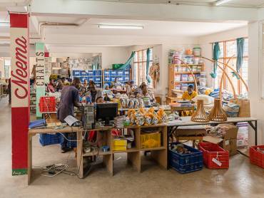Neema Crafts Werkstatt |  Stephan Auner, Chamleon Reisen