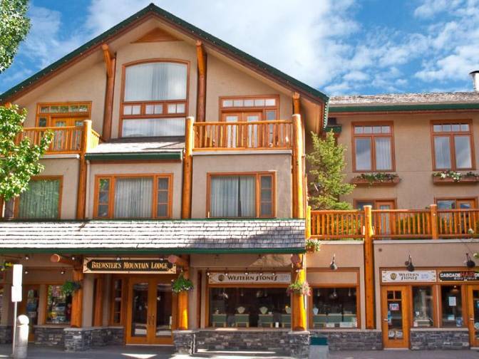 Brewster Mountain Lodge