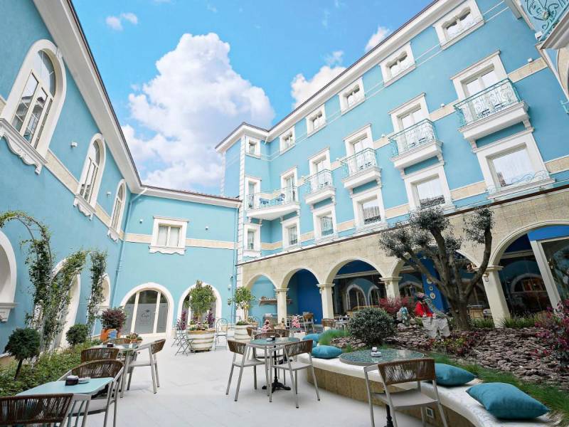 Cocja Boutique Hotel  |  Cocja Boutique Hotel / Chamleon