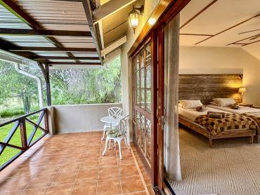 Immenhof Gstefarm  |  Immenhof Gstefarm / Chamleon