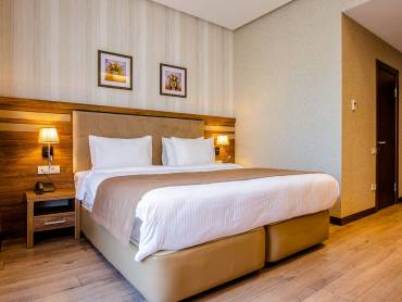 City Park Hotel Baku |  City Park Hotel Baku / Chamleon