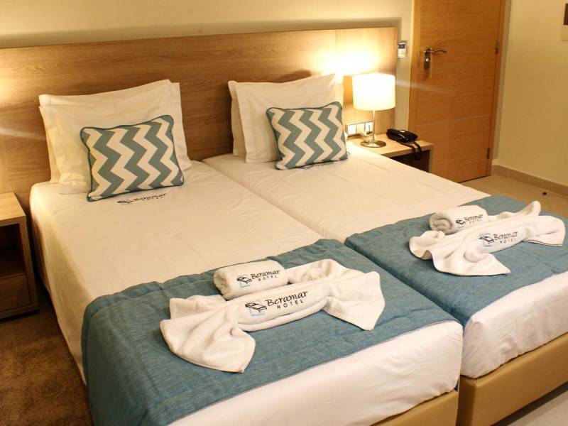  Beramar Hotel |  Beramar Hotel / Chamleon