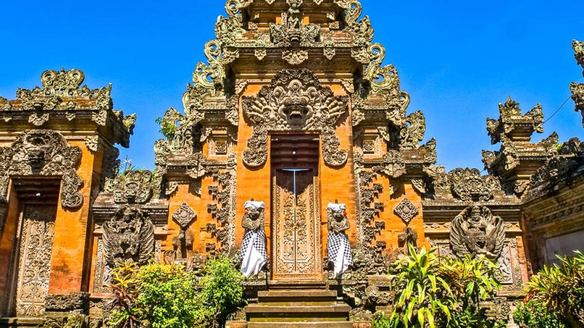 Tempel in Ubud | © Helena Lovincic, iStockphoto.com / Chamäleon Tempel in Ubud | © Helena Lovincic, iStockphoto.com / Chamäleon