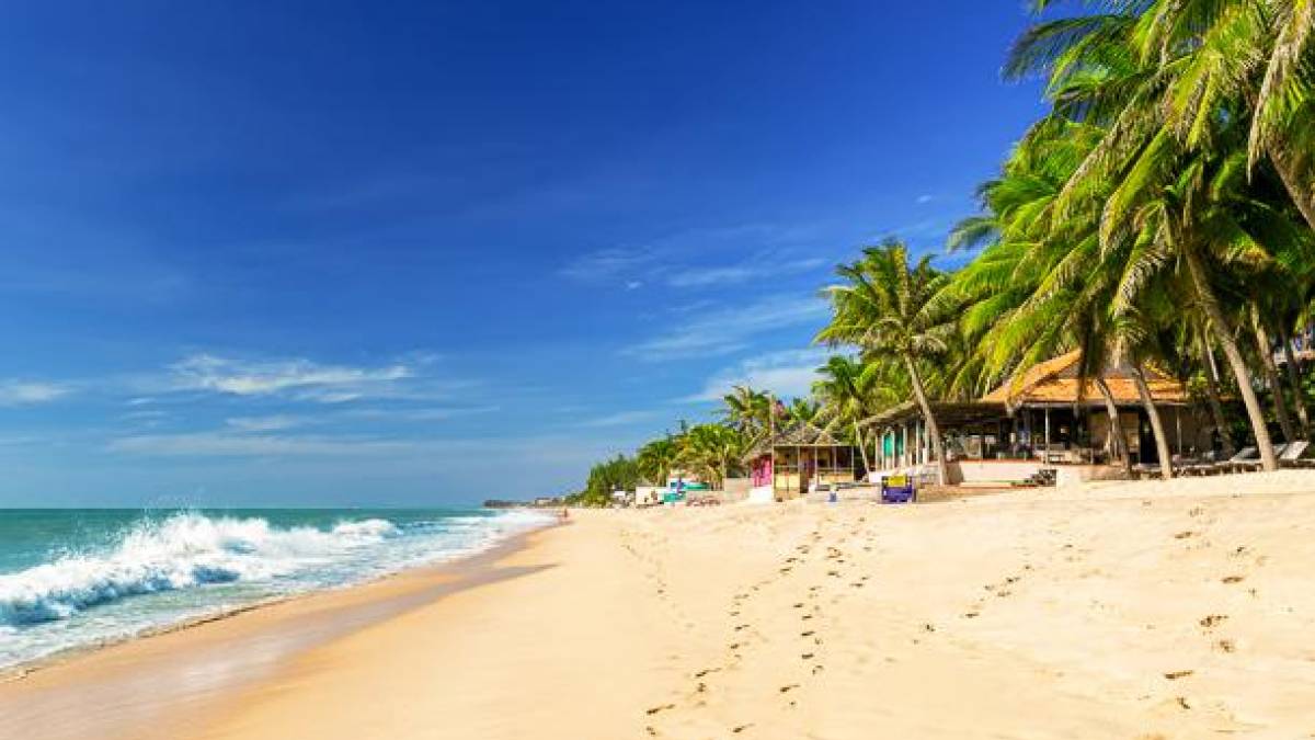 Weißer Sandstrand in Mui Ne | © Preto_perola, iStockphoto.com / Chamäleon