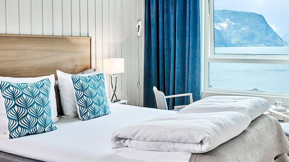 Skjolden Hotel |  Tom Haga, Skjolden Hotel / Chamleon