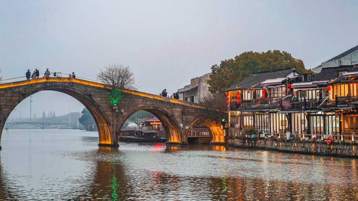 Das Wasserdorf Zhujiajiao |  Hailey Tong, Unsplash / Chameleon