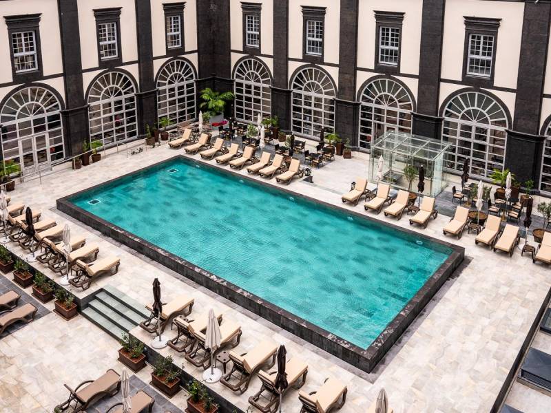Hotel Vila Gal  |  Hotel Vila Gal / Chamleon
