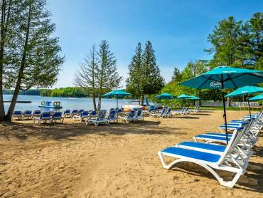 Hidden Valley Resort |  Hidden Valley Resort / Chamleon