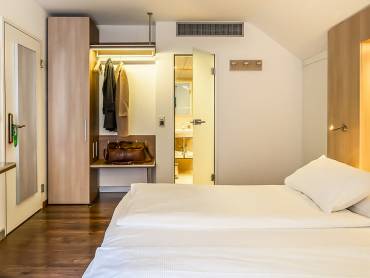 Hotel Alexander Hotelzimmer |  Maja Juzwiak, Hotel Alexander / Chamleon