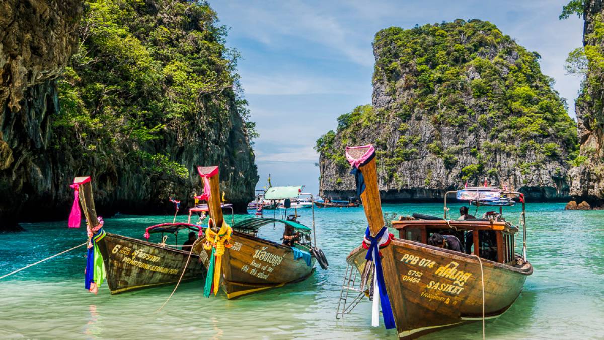 Longboats am Ufer |  Michelle Maria, Pixabay / Chamleon