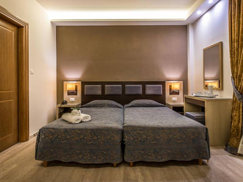 Hotel Rex |  Hotel Rex / Chamleon
