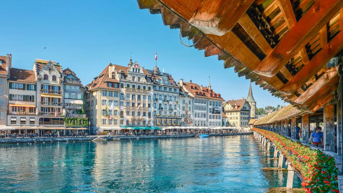 Blick von der Kapellbrcke Luzern |  Stephen H, Unsplash / Chamleon