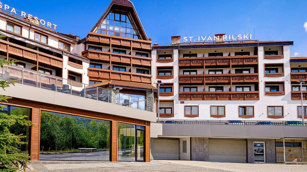St. Ivan Rilski Hotel |  Dragomirushev Photography, St. Ivan Rilski Hotel / Chamleon