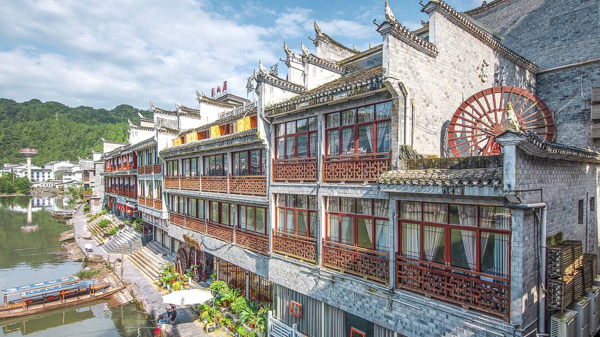 Nian Wo Inn |  Nian Wo Inn / Chamleon