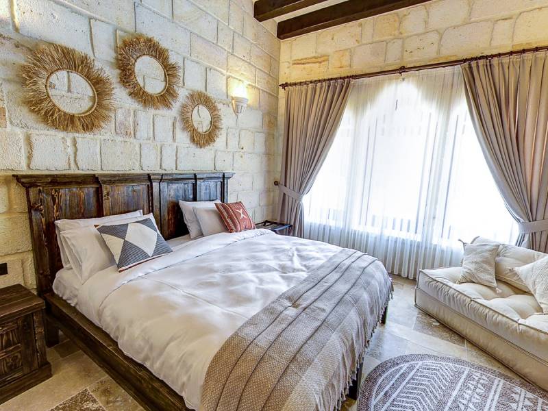 Hotelzimmer |  Nujelm Hotel / Chamleon