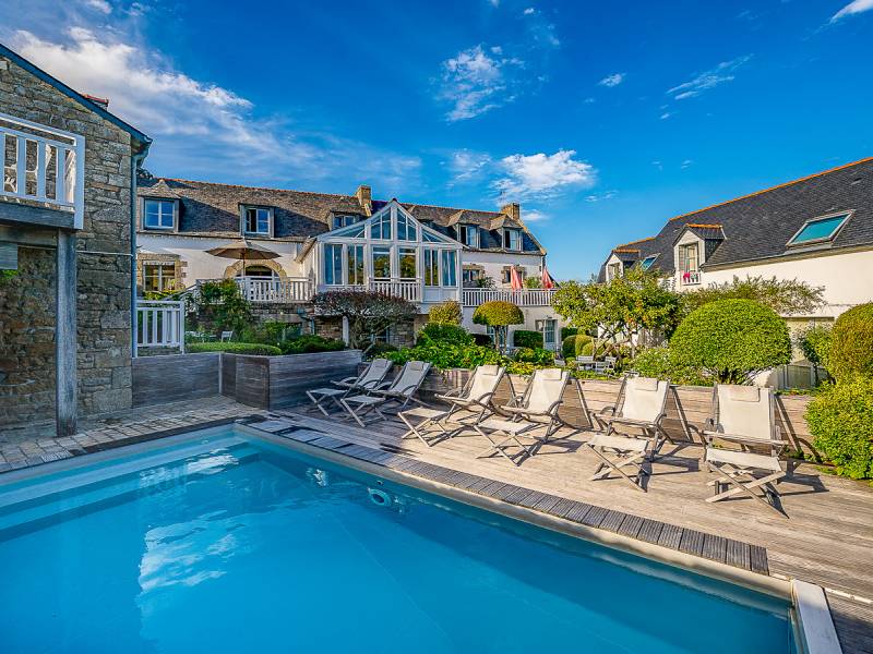 Pool und Terrasse |  Le Lodge Kerisper / Chamleon