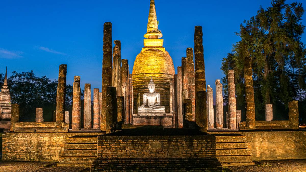 Sitzender Buddha im Wat Sa Si |  Dirk Bleyer / Chamleon