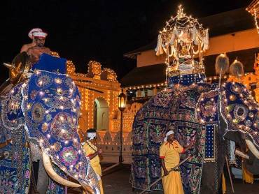 Religise Prozession in Kandy |  Harry Laub / Chamleon